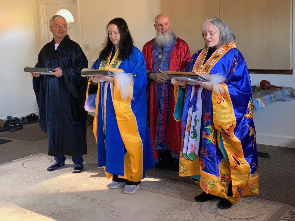 New priests reading their Daoist names